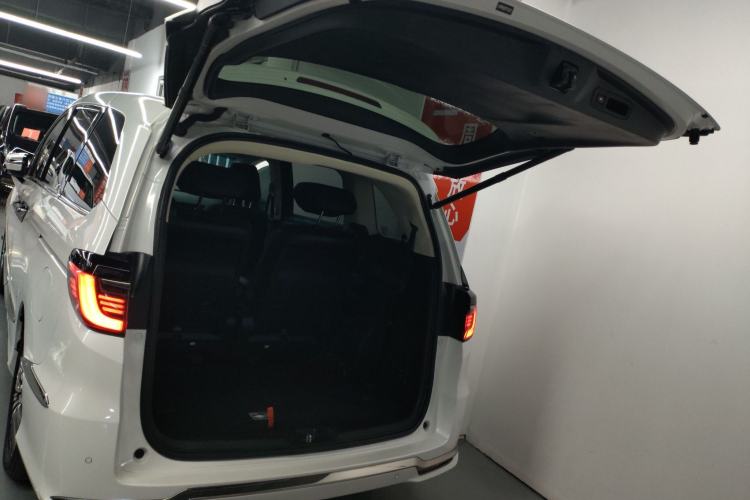 Used Honda Elysion 2022 2.0L eHEV Comfort Version
