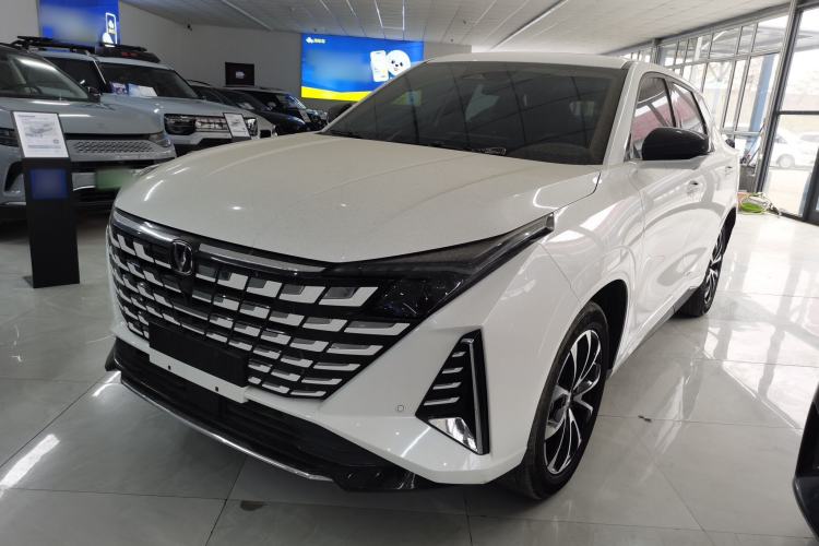 Used Changan UNI-Z New Energy 2024 Blue Whale Smart Electric iDD 125km Beyond Edition