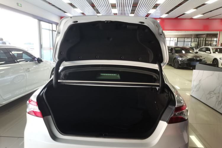 Used Toyota Camry 2021 2.0G Luxury Edition