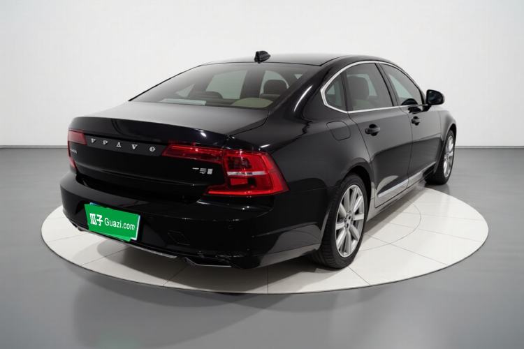 Used Volvo S90 2020 T5 Zhiyi Luxury Edition