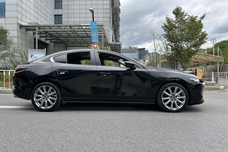 Used Mazda Mazda 3 Axela 2023 2.0L Automatic ZhiXuan Edition

