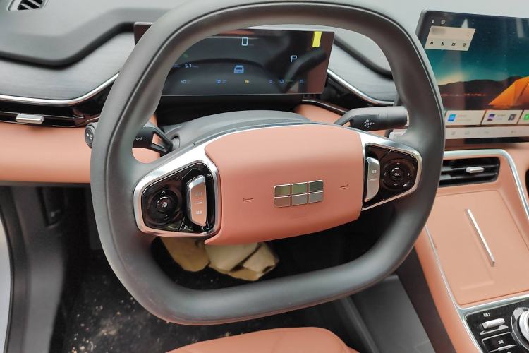 Used  L6 2025 EM-i 60km Launch Edition