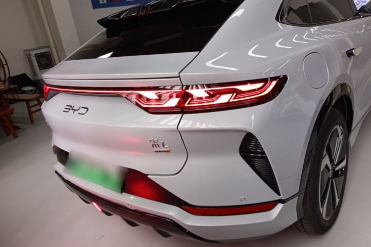 Used BYD Song L EV 2025 Intelligent Driving Version 662 km LiDAR Excellence Edition
