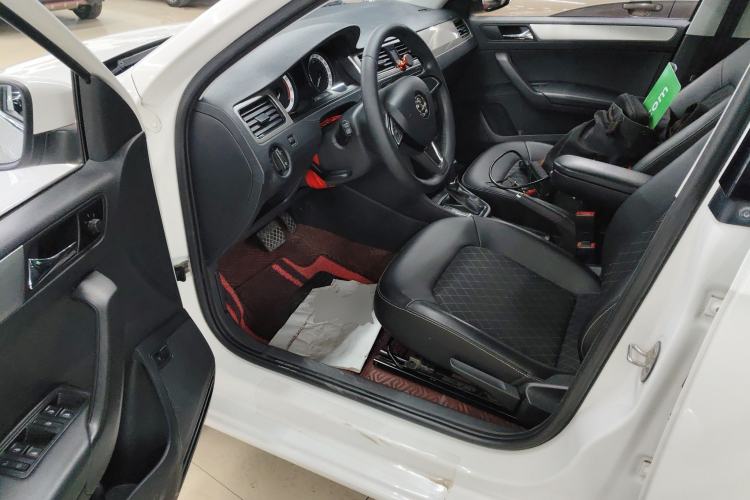 Used Skoda Rapid 2019 1.5L Automatic Comfort Edition China VI Standard
