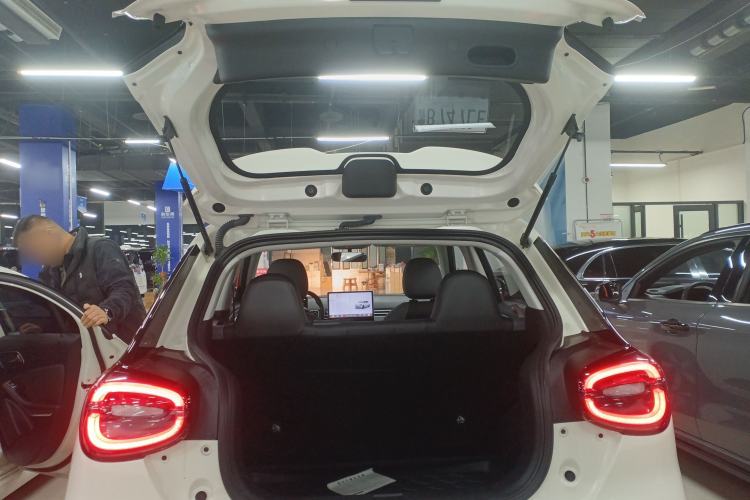 Used Dongfeng NAMMI 01 
