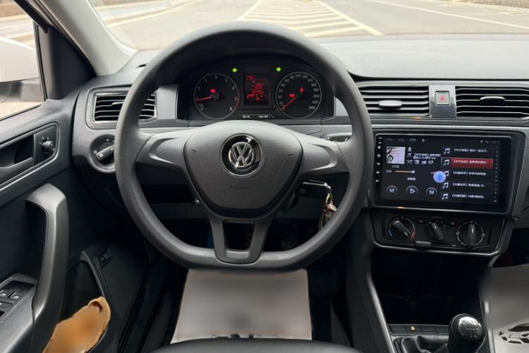 Used Volkswagen Santana 2018 1.5L Manual Fashion Edition