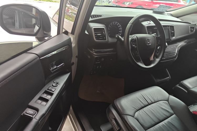 Used Honda Odyssey 2018 2.4L Supreme Edition