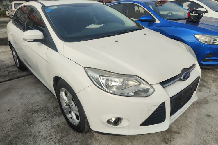 Used Ford Focus 2012 Sedan 1.6L Automatic Fashion Edition
