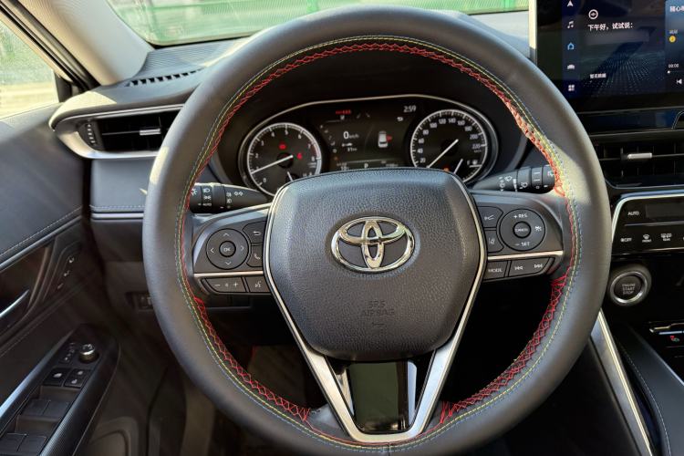 Used Toyota Harrier 2023 2.0L CVT Two-Wheel Drive Deluxe Edition
