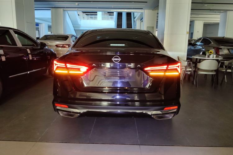 Used Nissan Teana 2022 2.0L XL-Upr Enjoyment Edition
