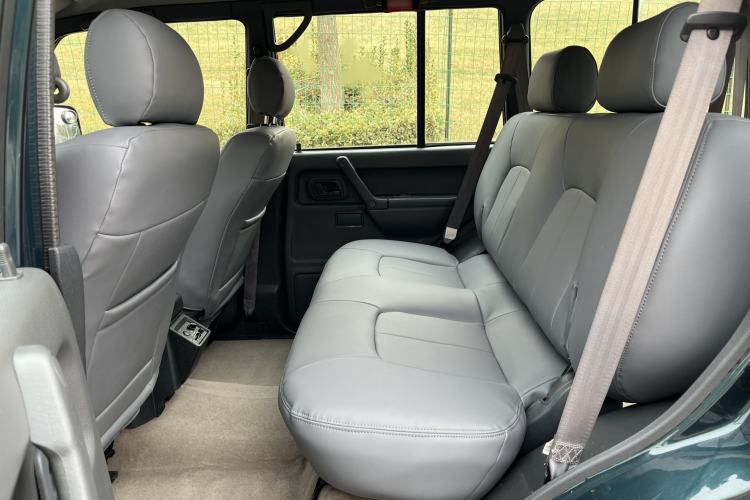 Used Leopaard 6481 2009 2.2L Manual Two-Wheel Drive
