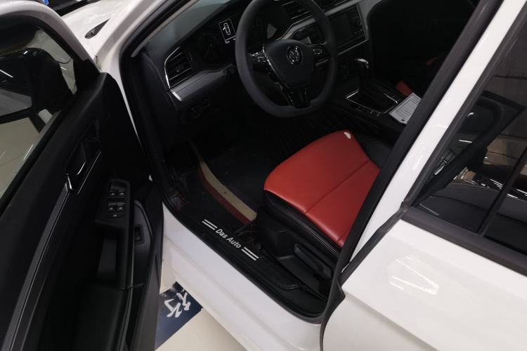 Used Volkswagen Lamando 2019 230TSI DSG Vision Edition China VI Standard
