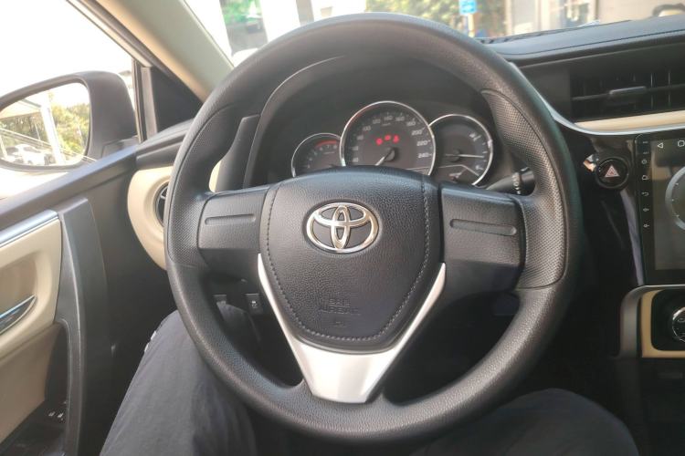 Used Toyota Levin 2017 Revised Version 185T CVT New Sharp Edition China V Standard
