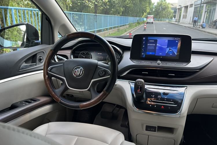 Used Buick GL8 2021 Land Cruiser Executive Class 652T Comfort Model
