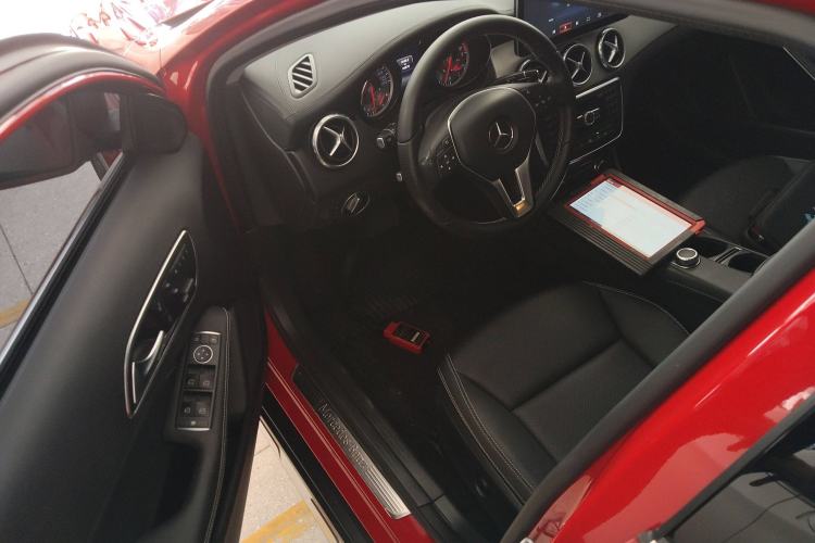 Used Mercedes-Benz GLA 2015 GLA 200 Fashion Model