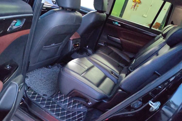 Used GAC Trumpchi GS8 2017 320T Two-Wheel Drive Luxury Smart Connectivity Version (7 Seats)