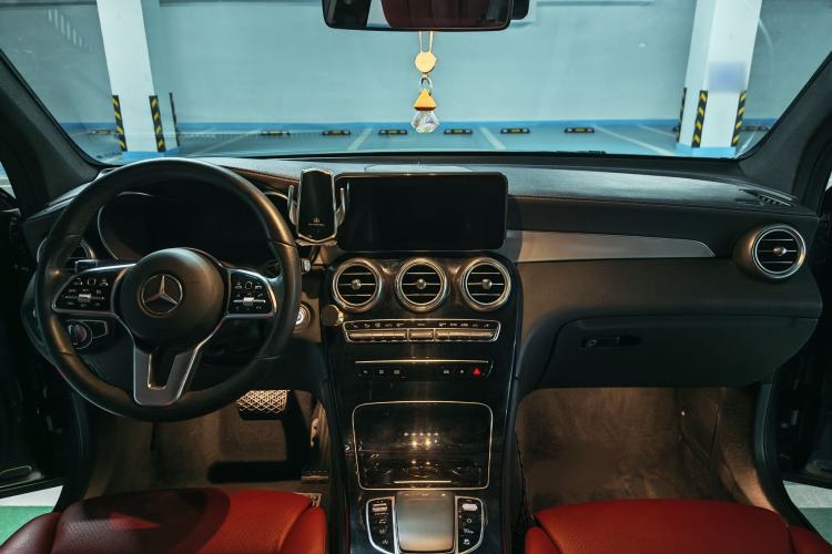 Used Mercedes-Benz GLC 2020 GLC 260 L 4MATIC Luxury Model
