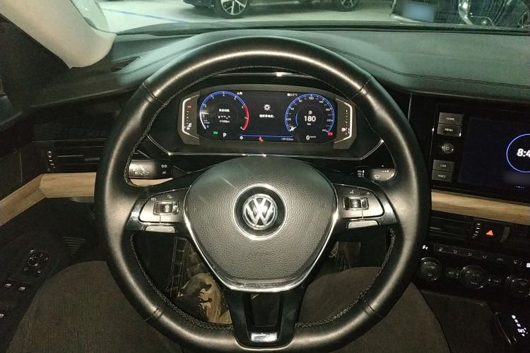 Used Volkswagen Passat 2019 380TSI Luxury Edition China VI Standard
