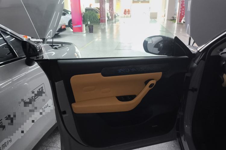 Used Leapmotor C11 2024 Range-Extended 300 Luxury Edition
