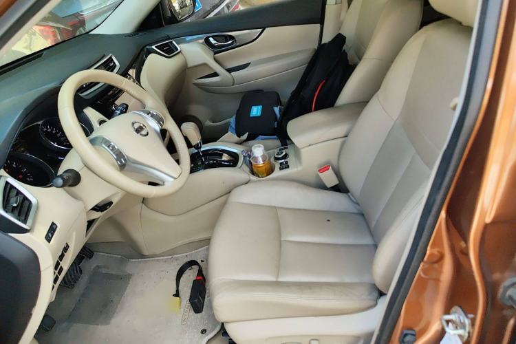 Used Nissan X-Trail 2014 2.5L CVT Luxury Edition 4WD
