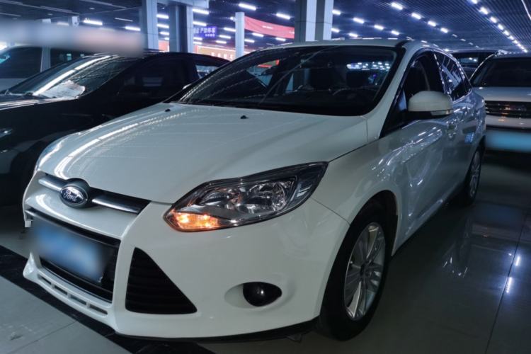 Used Ford Focus 2012 Sedan 1.6L Manual Comfort Model
