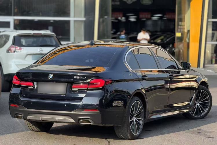 Used BMW 5 Series 2023 Restyled 530Li Leading Edition M Sport Package
