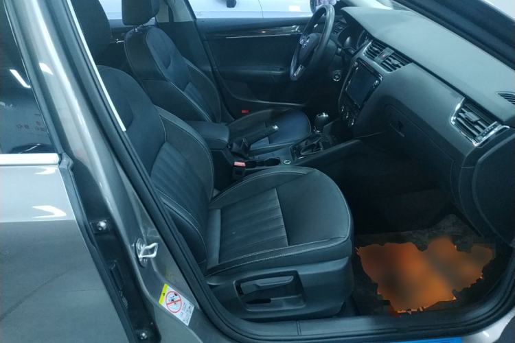 Used Skoda Octavia 2018 TSI280 DSG Flagship Edition
