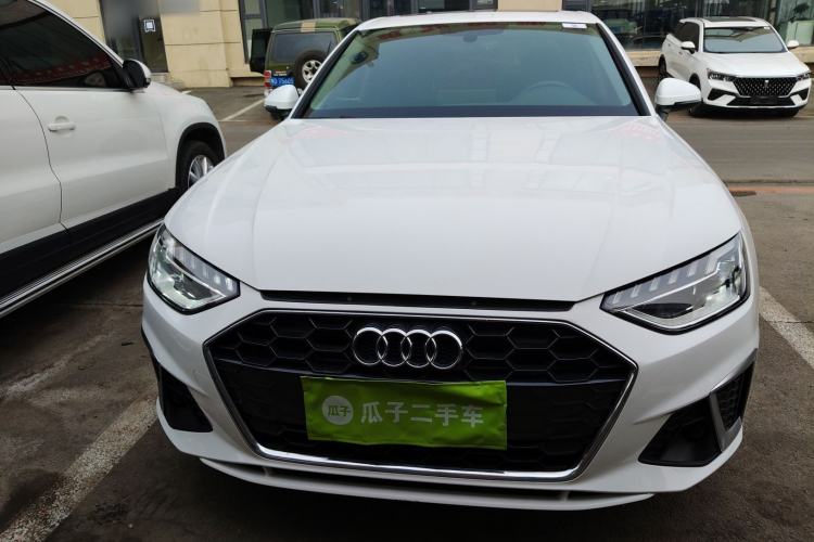 Used Audi A4L 2022 40 TFSI Luxury Dynamic Model