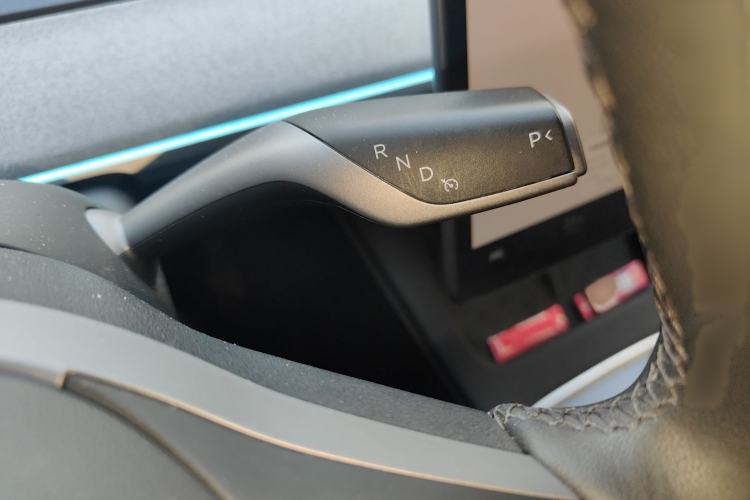 Used Tesla Model Y 2024 Rear-Wheel-Drive Version
