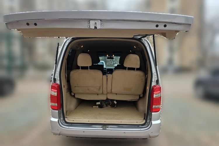 Used Jinbei Grace 2014 2.0L Luxury Short-Wheelbase 7-Seater 1TR
