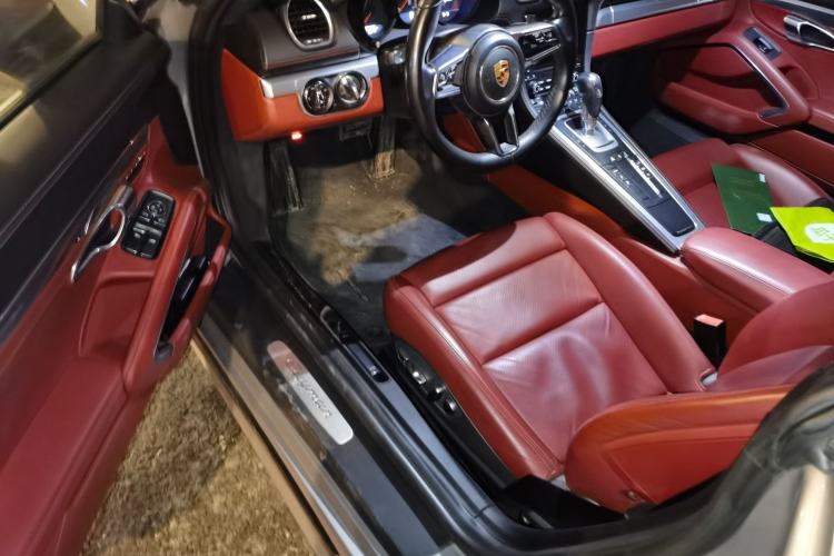 Used Porsche 718 2018 Cayman 2.0T