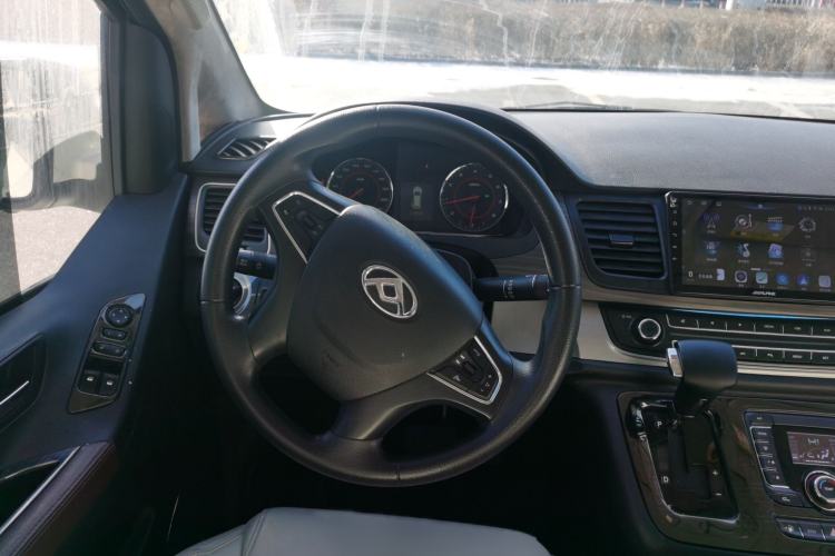 Used SAIC MAXUS G10 2019 Facelift PLUS 2.0T Automatic Elite Edition China VI
