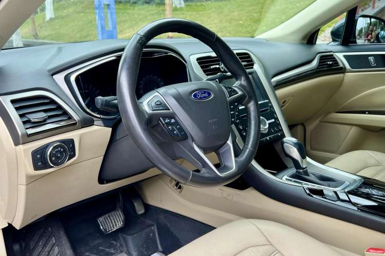 Used Ford Mondeo 2013 2.0L GTDi 200 Fashion Edition
