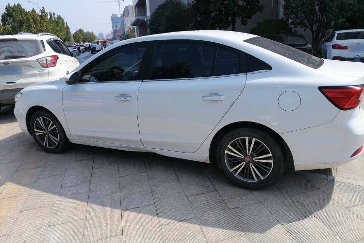 Used Roewe i5 2019 1.5L Manual 4G Connect Leehao Flagship Edition

