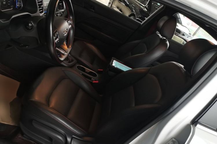 Used Hyundai Elantra 2019 1.4T Dual-Clutch Xuan Dong · Dynamic Model
