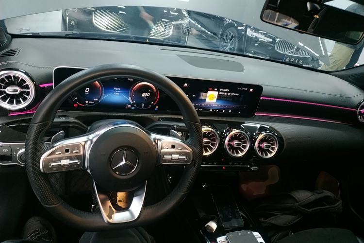 Used Mercedes-Benz A-Class 2020 Restyled A 200 L Sport Sedan Fashion Version
