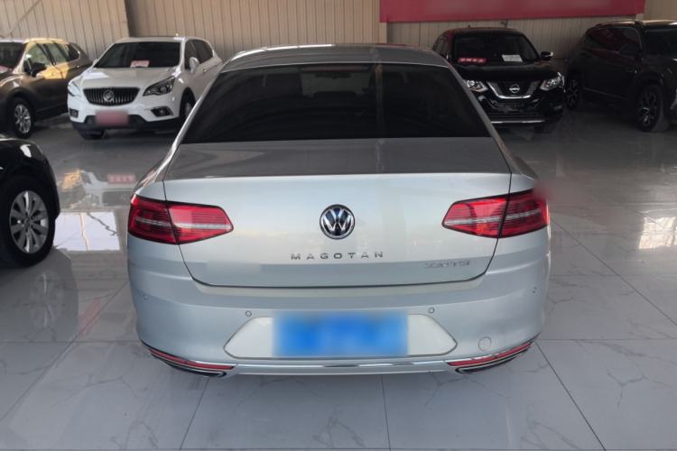 Used Volkswagen Magotan 2017 330TSI DSG Luxury Model
