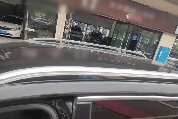 Used Ford Edge 2016 EcoBoost 245 Two-Wheel-Drive Titanium 5-Seater
