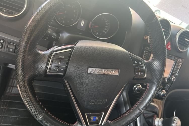 Used Haval H6 2016 Upgraded Model 1.5T Manual Two-Wheel Drive Elite Version
