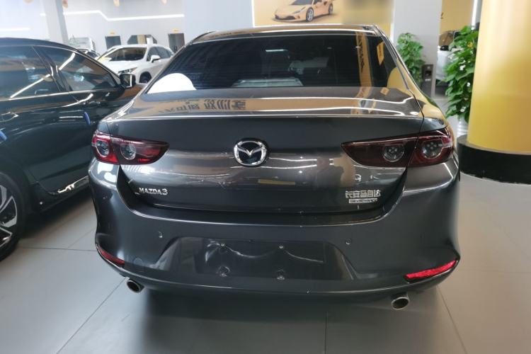 Used Mazda Mazda 3 Axela 2022 2.0L Automatic Premium Black Obsidian Edition
