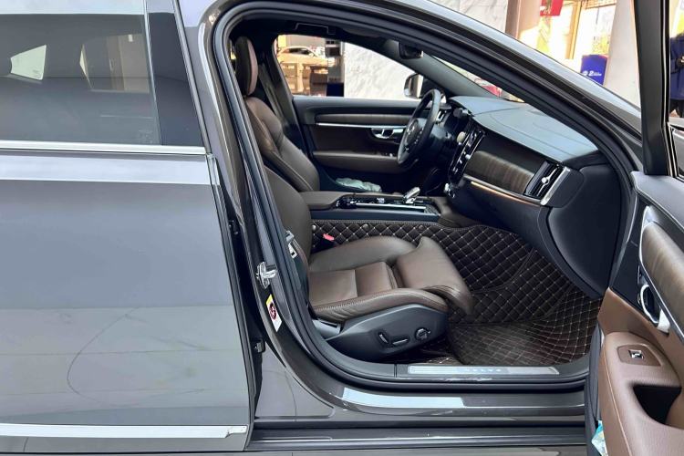 Used Volvo S90 2021 B5 Zhiyuan Luxury Edition