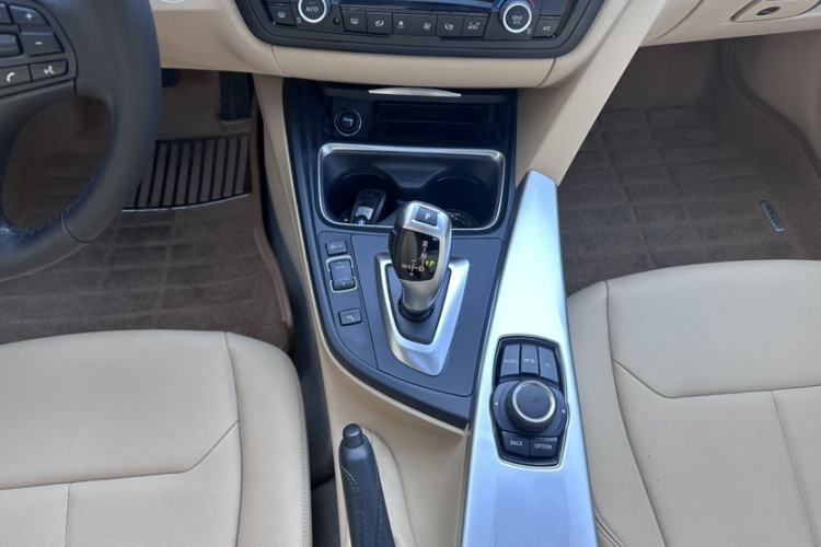 Used BMW 3 Series 2015 320Li Luxury Edition Fashion Model
