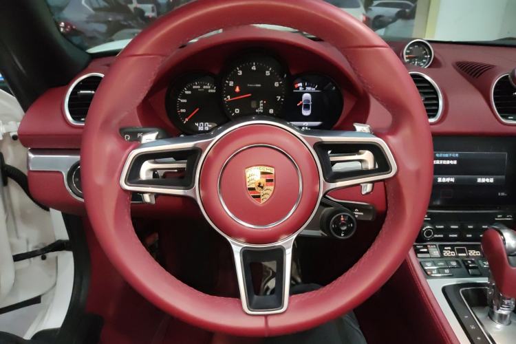 Used Porsche 718 2022 Boxster 2.0T
