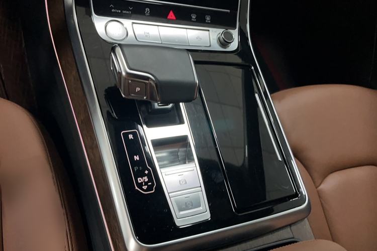 Used Audi Q7 2020 45 TFSI quattro S line Sport Limited Edition
