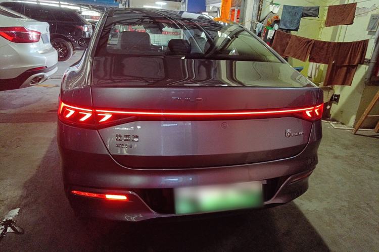 Used BYD Qin PLUS 2021 DM-i 120KM Flagship Model
