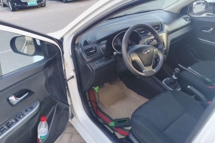 Used Kia K2 2015 Sedan 1.4L MT GLS