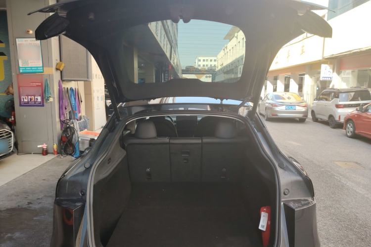 Used Tesla Model Y 2025 Rear-Wheel Drive First Edition