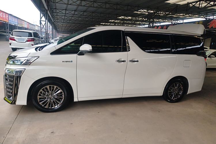 Used Toyota Vellfire 2019 Dual-Engine 2.5L HV Luxury Edition
