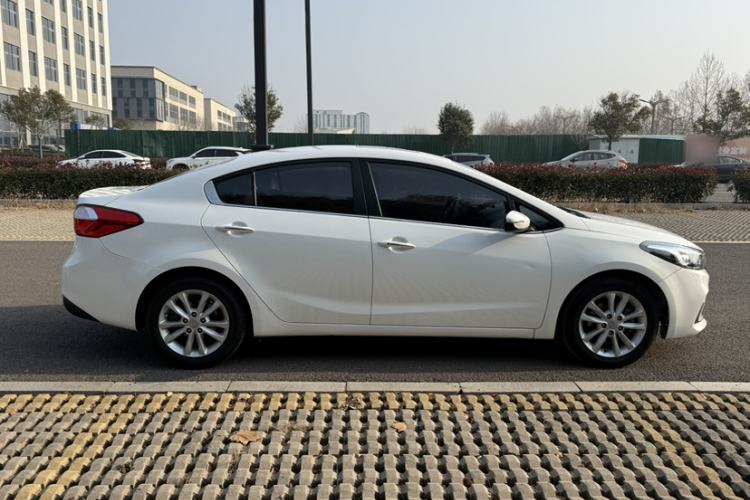 Used Kia K3 2016 1.6L Automatic GLS
