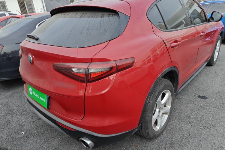 Used Alfa Romeo Stelvio 2017 2.0T 200HP Elite Edition
